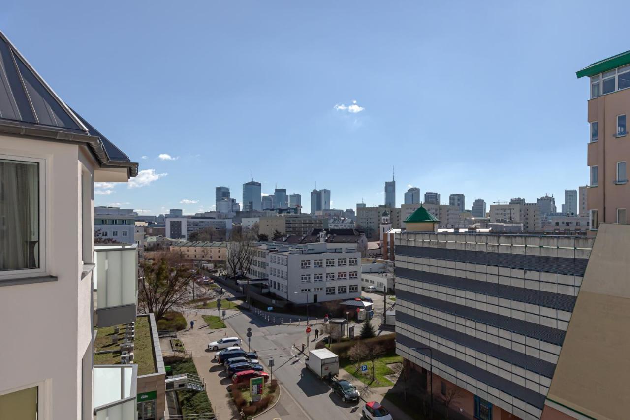 Stylowy Apartament Z Pieknym Widokiem Na Miasto Варшава Екстериор снимка